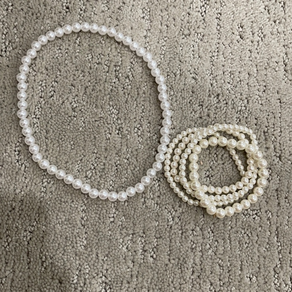 Set of Faux Pearl Jewelry